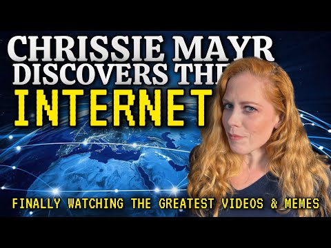 HAPPY THANKSGIVING! Chrissie Mayr Discovers The Internet! Greatest Memes and Videos!