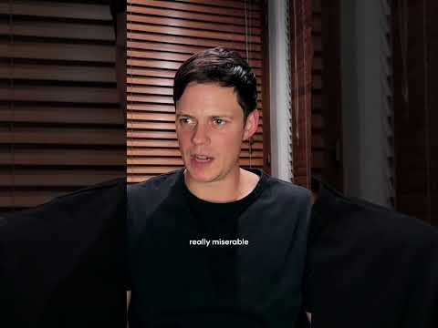 He has layers. #ITWelcomeToDerry #BillSkarsgard #Pennywise #BobGray