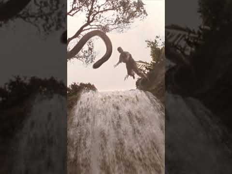 Honest Trailers Preview – Anaconda (1997)