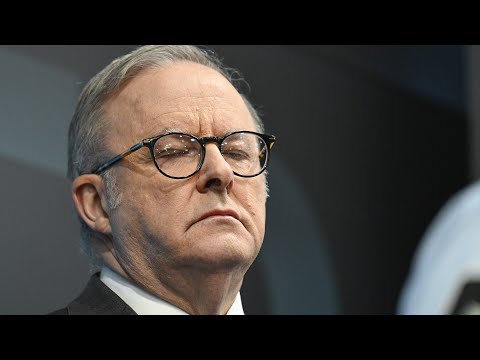 ‘Feeling unsafe’: Albanese dodges Bondi Royal Commission calls