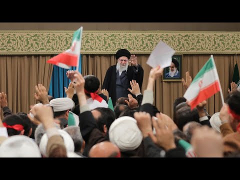 ‘Using their last tools’: Iranian regime ‘fearful’ as protesters gain ‘serious momentum’