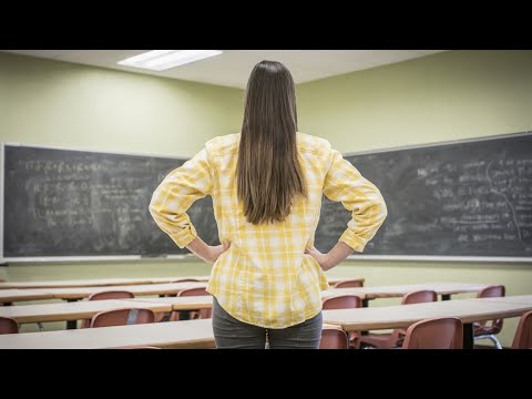 Billionaire Jim Ratcliffe apologises for claiming immigrants are colonising Britain