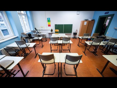 Lefties Losing It: Epstein files plunge Royals into an unprecedented crisis