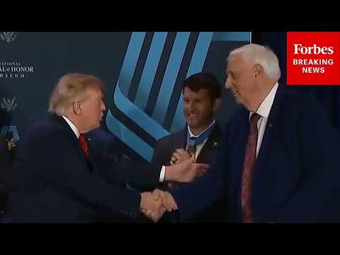 ‘The Biggest Senator In The History Of The Senate’: Trump Ribs Jim Justice To His Face