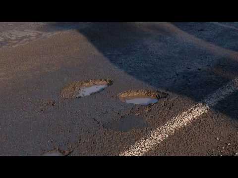 VIC government fills more than 100,000 potholes
